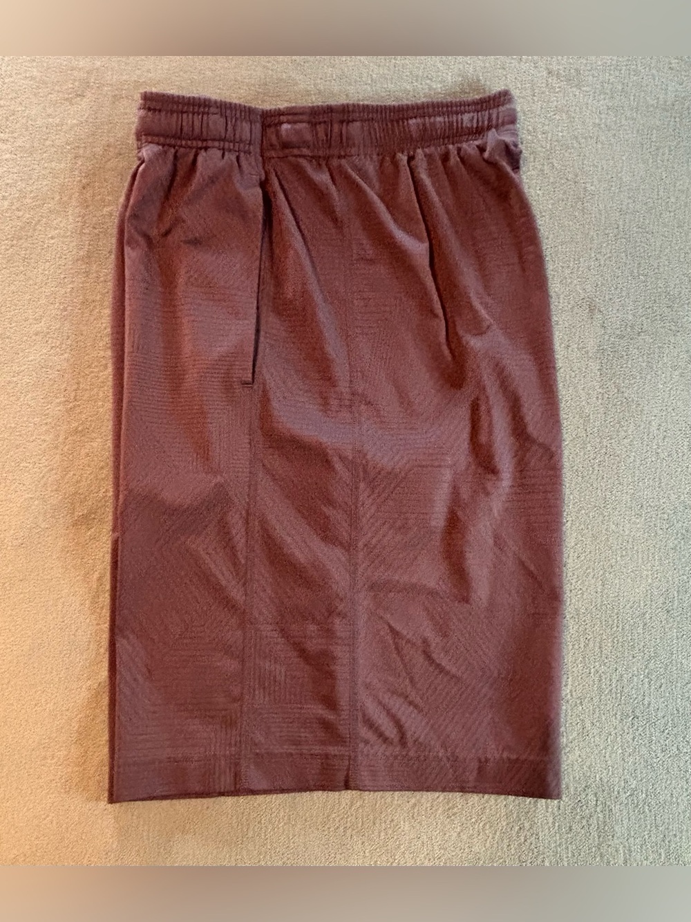 Under Armour Heatgear Dark Gray Loose Shorts. Size: M. (6511)